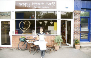 Happy Heart Cafe food