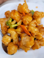 Red Maple Chinese Cuisine food