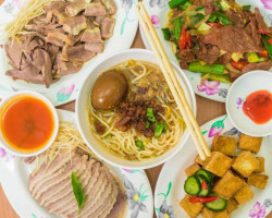 ā Sān Gē Dān Zǐ Miàn Qīng Hǎi Diàn food