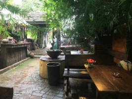 Zimple Resto Cafe Chiangmai inside