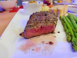 Rin Steak Lopburi food
