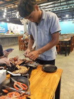Tong Talay Seafood Buffet food