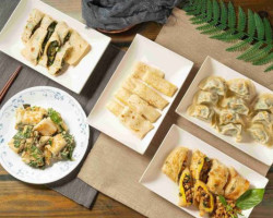 Xiǎo Shí Dài Juàn Cūn Zǎo Wǔ Cān food