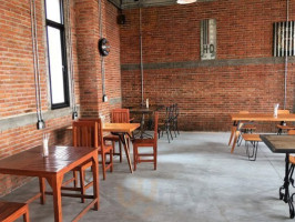 Ida Eatery Drinks inside