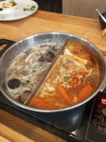 โอชะ ปลาจุ่ม Ocha Thai Hot Pot inside