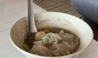 Pa Lek Boat Noodle food