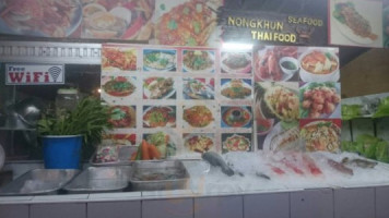 Nongkhun Seafood outside