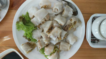 อาหารเจมูลนิธิรัศมีธรรม inside
