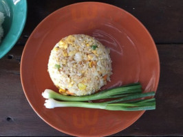 ลาบฉิมพลี Simply Northern Thai Food food