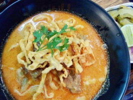 Khao Soi Cafe food