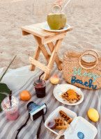 Skoop Beach Café food