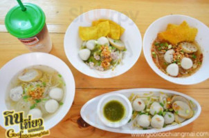 ก๋วยเตี๋ยวลูกชิ้นปลาภูเก็ต เวียงกุมกาม เชียงใหม่ food