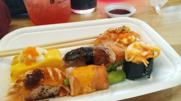 Sushi-holic food
