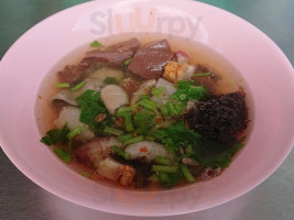 ก๋องเมงจั้น บะหมี่เกี๊ยว food