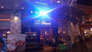 Le Siam Thai food