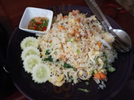 เนเวอร์แลนด์ ผับ food