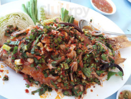 Ban Neun Nam food