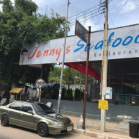 Jenny's Seafood outside