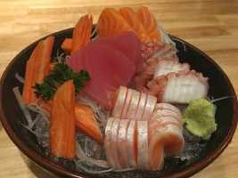 Jirafu Sushi food