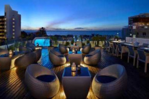 Sunset Lounge Rooftop Pattaya food