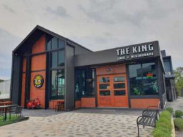 The King Cafe outside