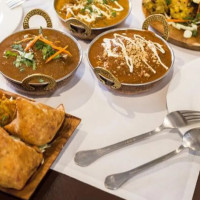 Le Taj Restaurant food