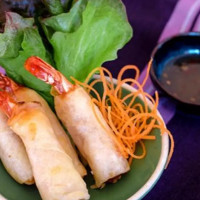 Kasalong Thai Cuisine food