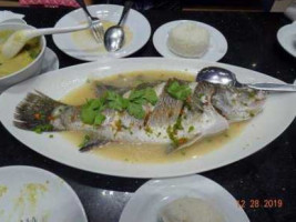 Laem Charoen Seafood food