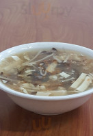 Zhèng Hǎo Xiān Ròu Xiǎo Lóng Bāo Sū ào Diàn food
