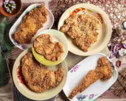 Jiā Xiāng Tàn Kǎo Xiāng Jī Pái Jiàn Gōng Diàn food