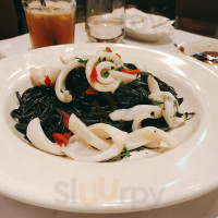 Amaroni's New York Italian Café Niǔ Yuē Chuàng Yì Liào Lǐ food