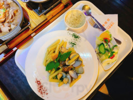 Qī Chuàn Shāo Wū Fǔ Dà Diàn food