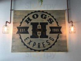 Hog's Express inside