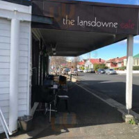The Lansdowne Cafe outside