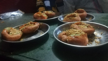 Kallu Ki Kachori food