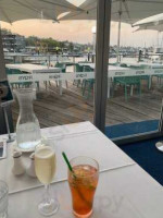 Harbour View By Royal Queensland Yacht Squadron food