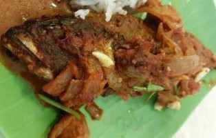 Sri Devi Curry House food