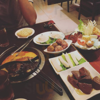 Shǔ Chuān Má Là Yuān Yāng Guō food
