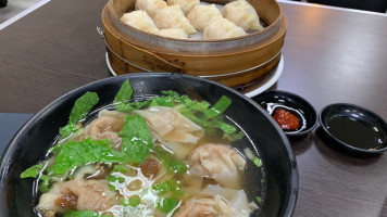 Lǎo Běi Fāng Zhēng Jiǎo Miàn Shí food
