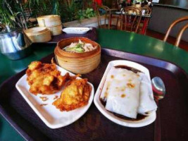 Hong Kong Dim Sum Trolley inside