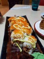Sushi Kotobuki food