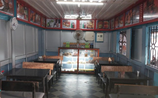 Cafe Deepak outside