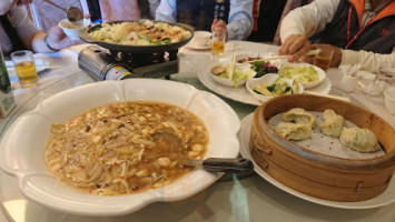 Lín Yí Cān Tīng food