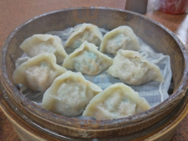 Yī Tiáo Lóng Jiǎo Guǎn food