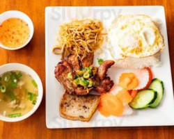 Thanh Dat Vietnamese Noodle House food