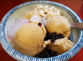 Fú Má Shǔ Dòu Huā Yì Wén Diàn food