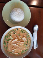 Yum Yai Express Asian Kitchen food