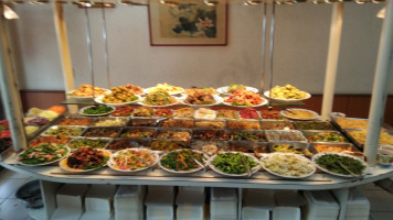 Yuán Yuán Sù Shí food