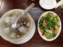 ěr Dōng Xiǎo Guǎn food
