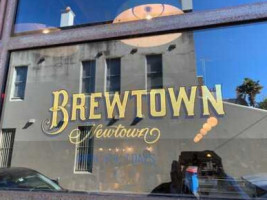 Brewtown Newtown outside